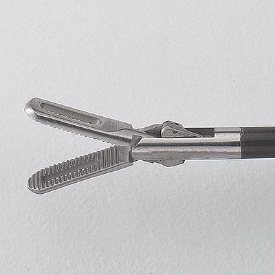 Sklartech 5000 Miniature Fenestrated Grasping Forceps 32cm 3mm - 31-4317YC